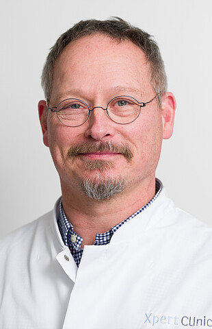 Dr. Erik Walbeehm