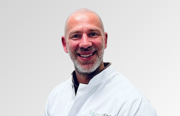 Drs. Dirk-Jan van der Avoort