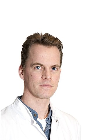 Drs. Gijs van Couwelaar
